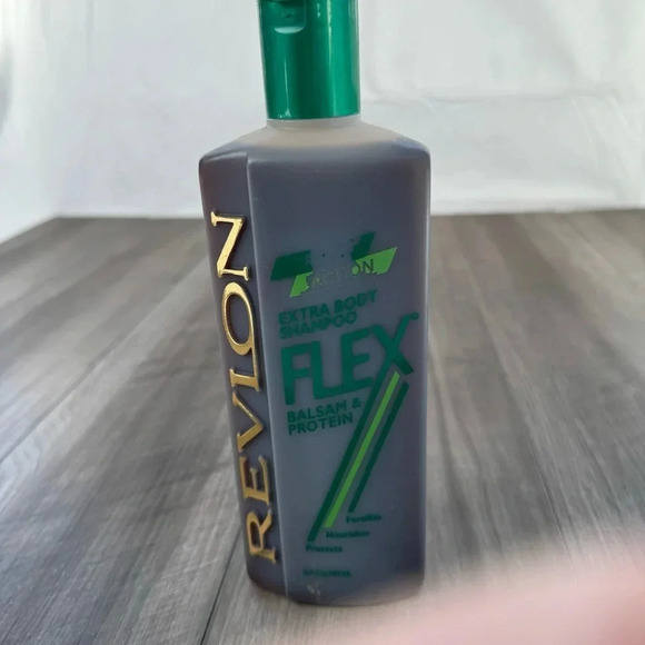 Flex Extra Body Shampoo Triple Action Rare HTF 15 oz • Vintage Revlon - Picture 1 of 4